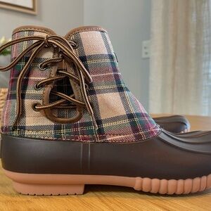 MarleyLily Plaid Lace-Up Waterproof Duck Boots